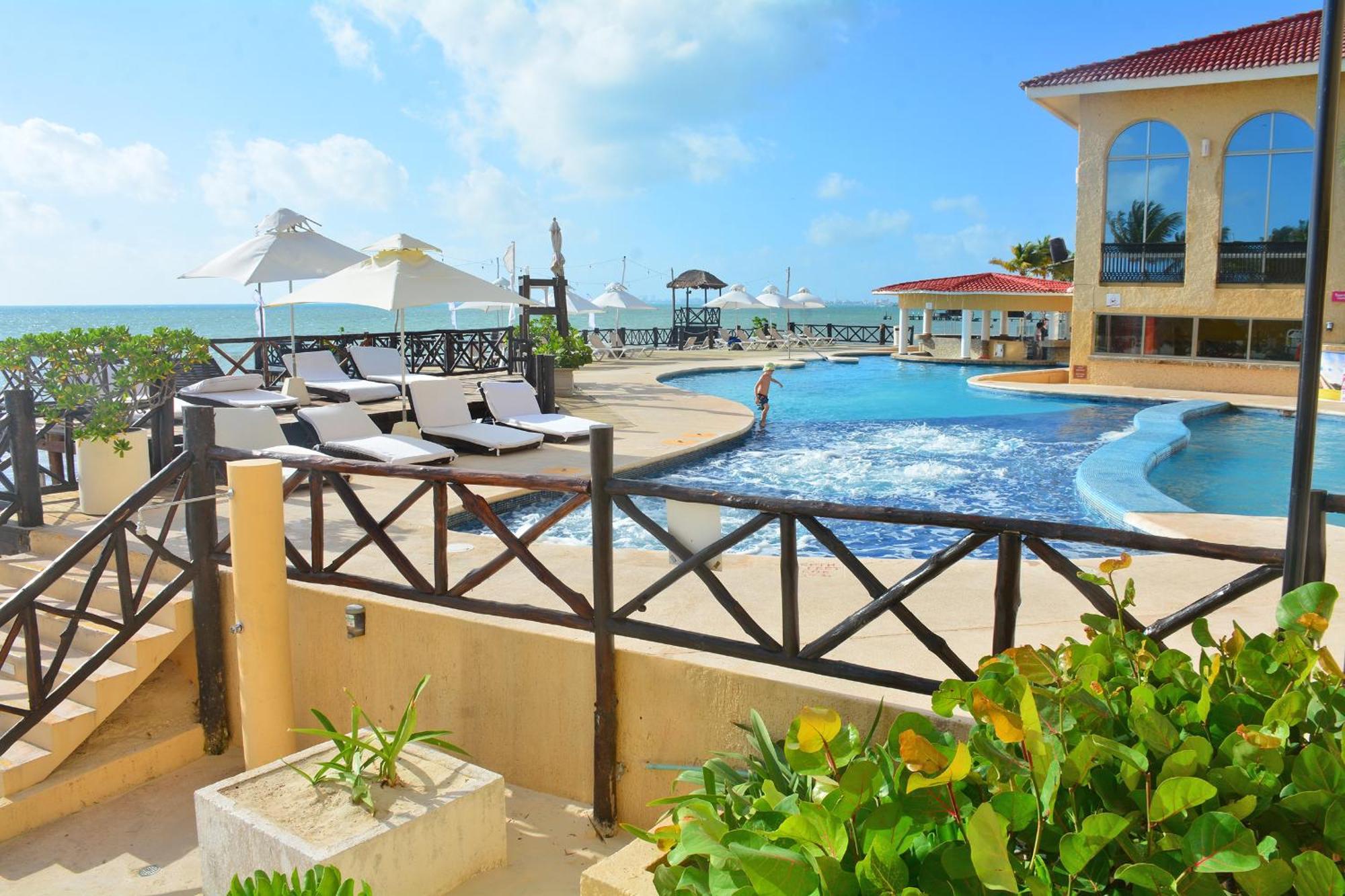 All Ritmo Cancun Resort & Water Park Exterior photo