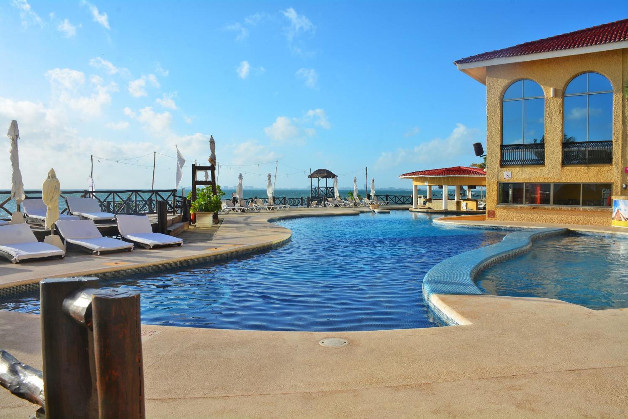 All Ritmo Cancun Resort & Water Park Exterior photo