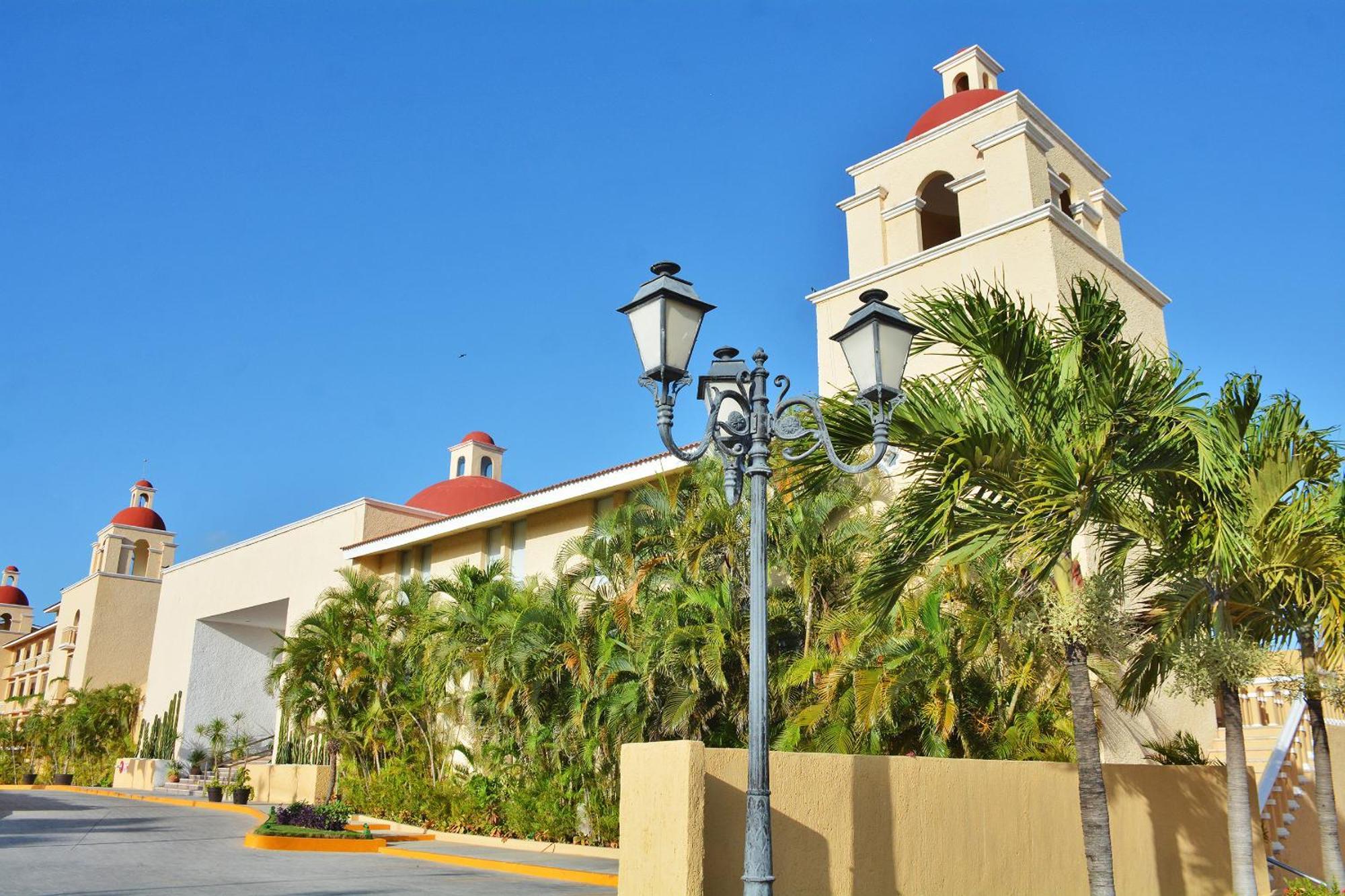 All Ritmo Cancun Resort & Water Park Exterior photo